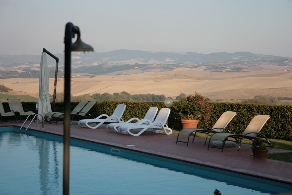 Agriturismo San Francesco Amalia And Anna Orciatico Eksteriør bilde